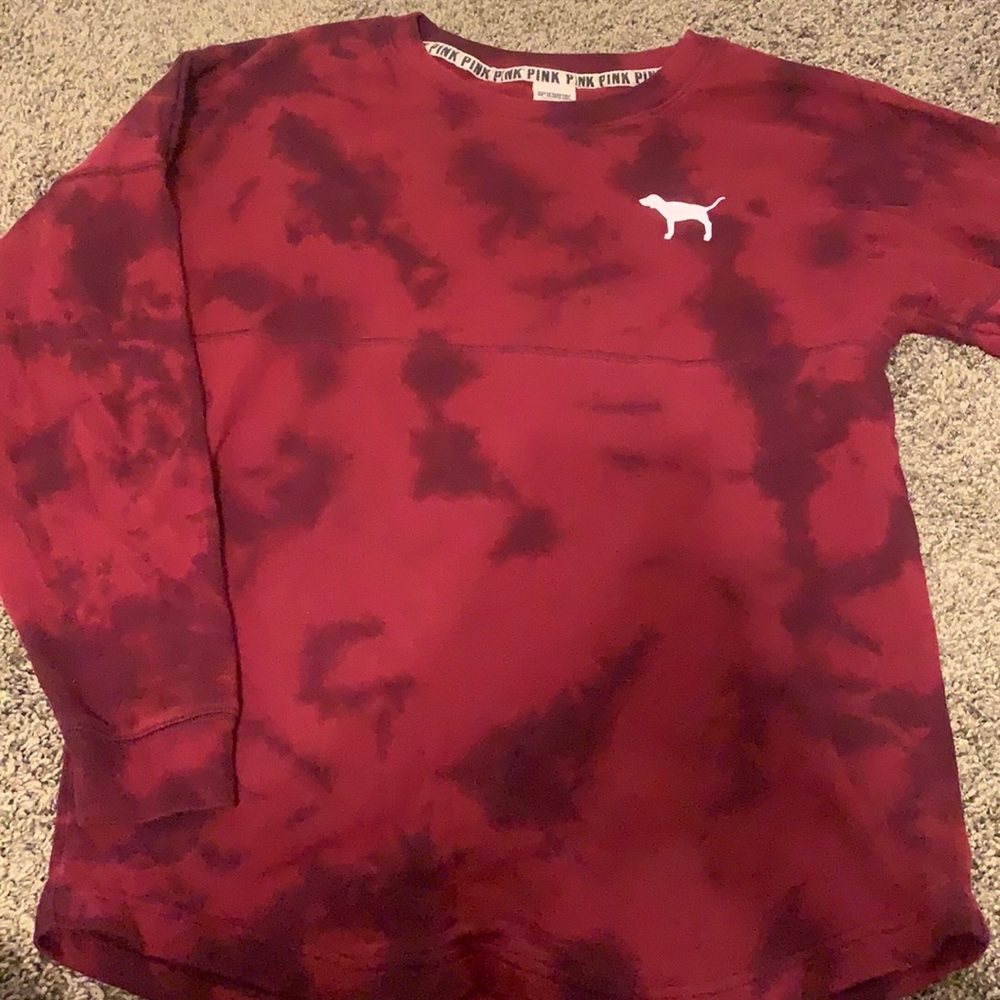 Over size Victoria secret crew neck. Size xs fits like small or medium even